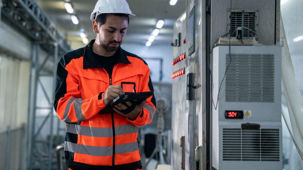 Smart Manufacturing For Family-Owned Factories - Grow Without Losing Control